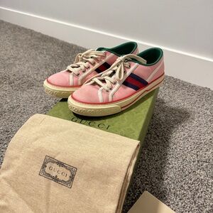 Gucci Pink Canvas Low-Top Sneakers with Navy & Red Stripes